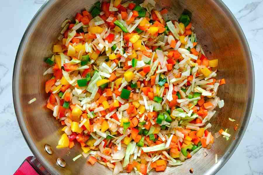 how to make fried rice sauteing veggies for fried rice