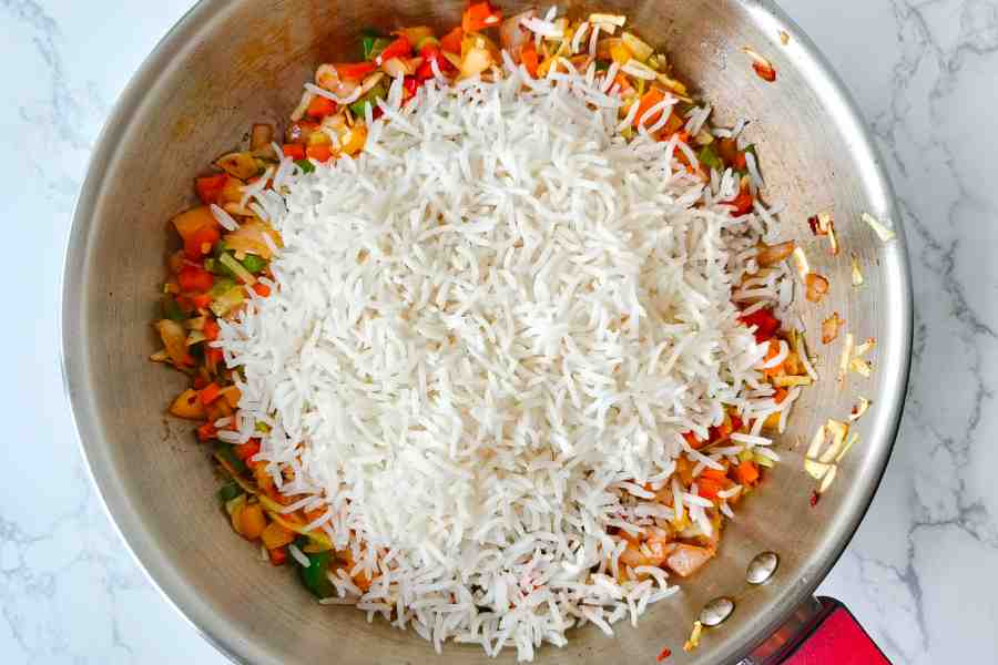 how to make fried rice with leftover rice