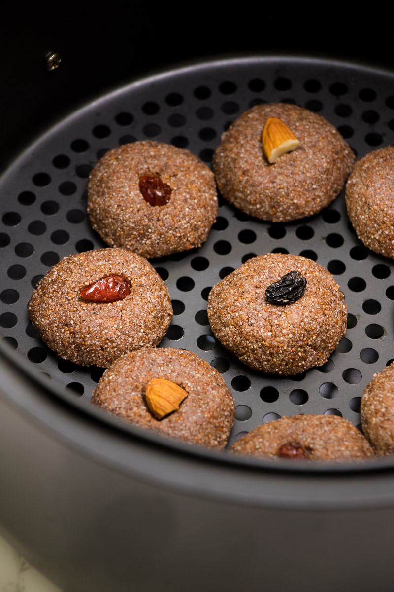 baked millets cookies in an air fryer basket