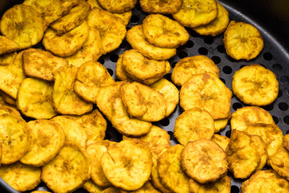 air fryer baked plantain chips with easy homemade fajita seasoning