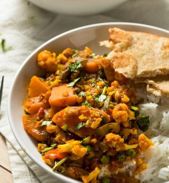 vegetarian thai red curry recipe with flat bread