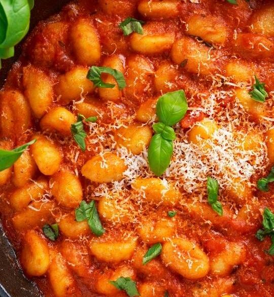 Gnocchi with Pomodoro Sauce - Magenta Streaks