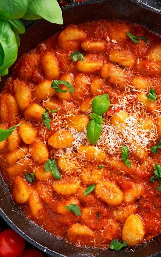 gnocchi with pomodoro sauce easy gnocchi recipe