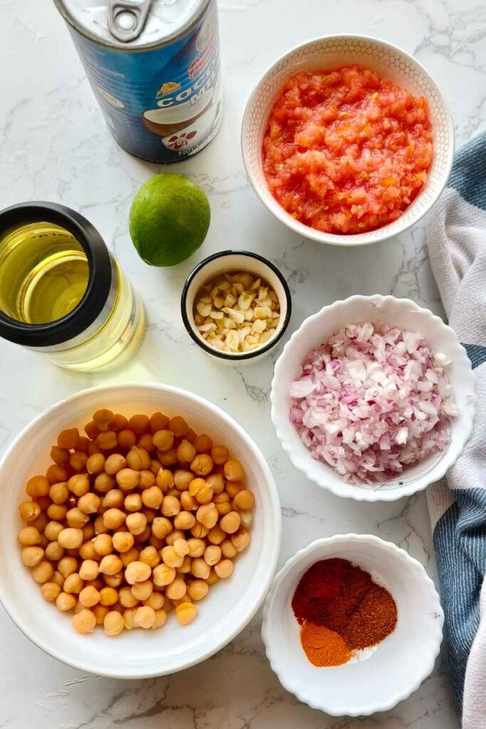 ingredients for creamy coconut chickepa curry recipe